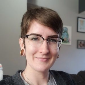 Meet your Posher, Cassandra